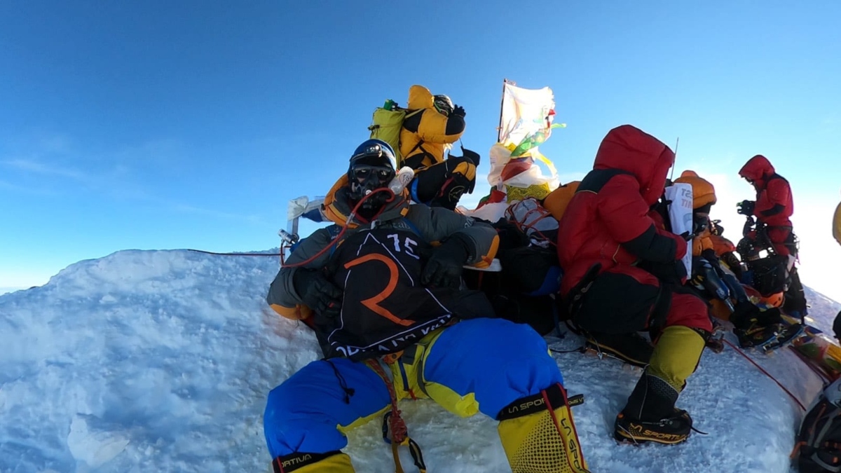Zadranin Den Eror popeo se na Mount Everest i postao najmlađi Hrvat na krovu svijeta